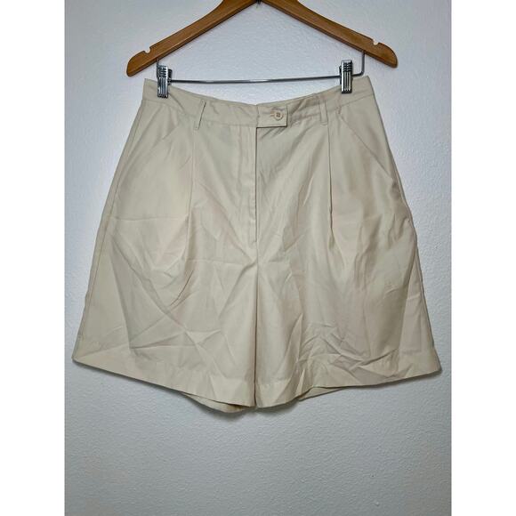 Vintage Charter Club High Rise Pleat Front Mom Shorts Cream Size 14 6.5" Inseam - Picture 1 of 3